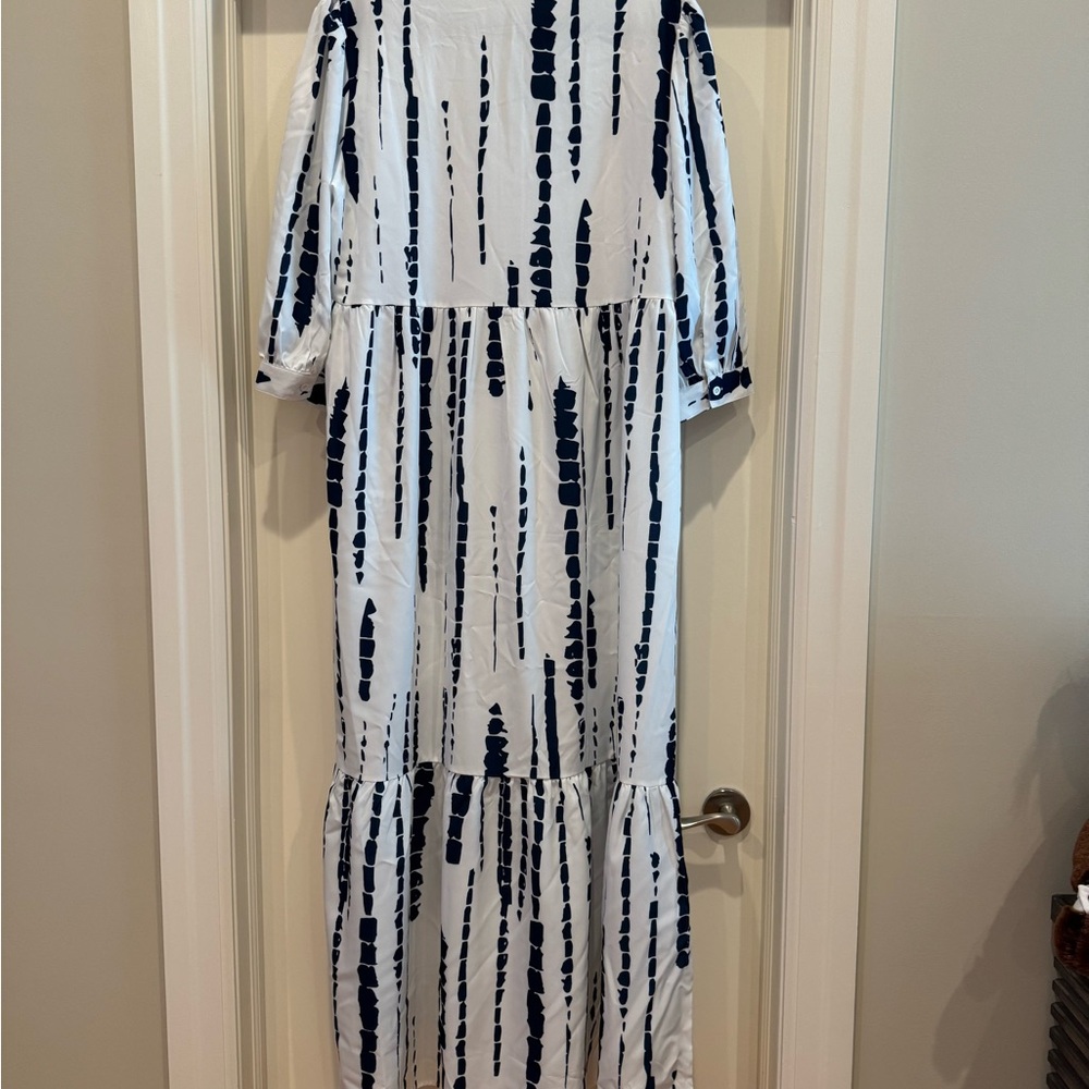 White and Navy Patterned Maxi Dress. NWT